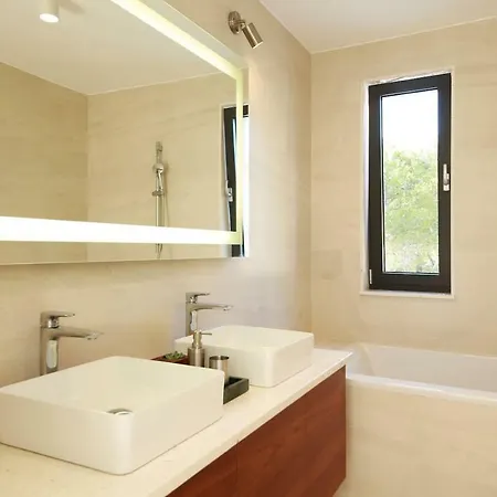 Luce Villa Primosten